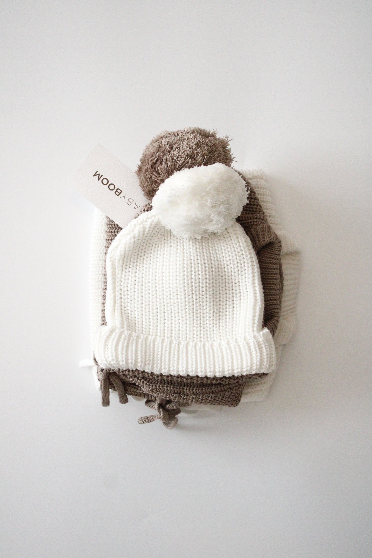 Cappellino Pompon 70% bambù 30% cotone