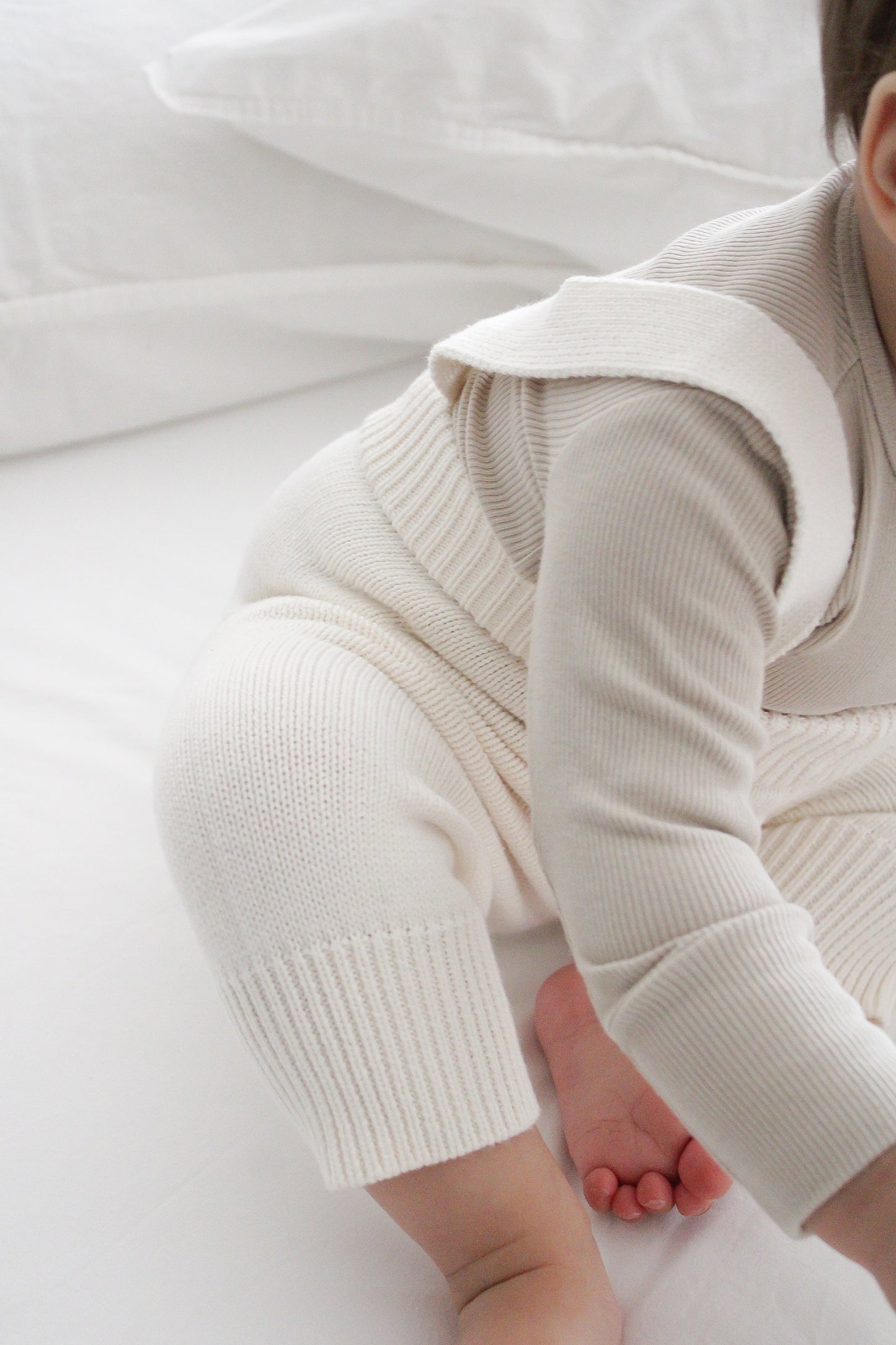 Pantalone in maglia con bretelle - Cream