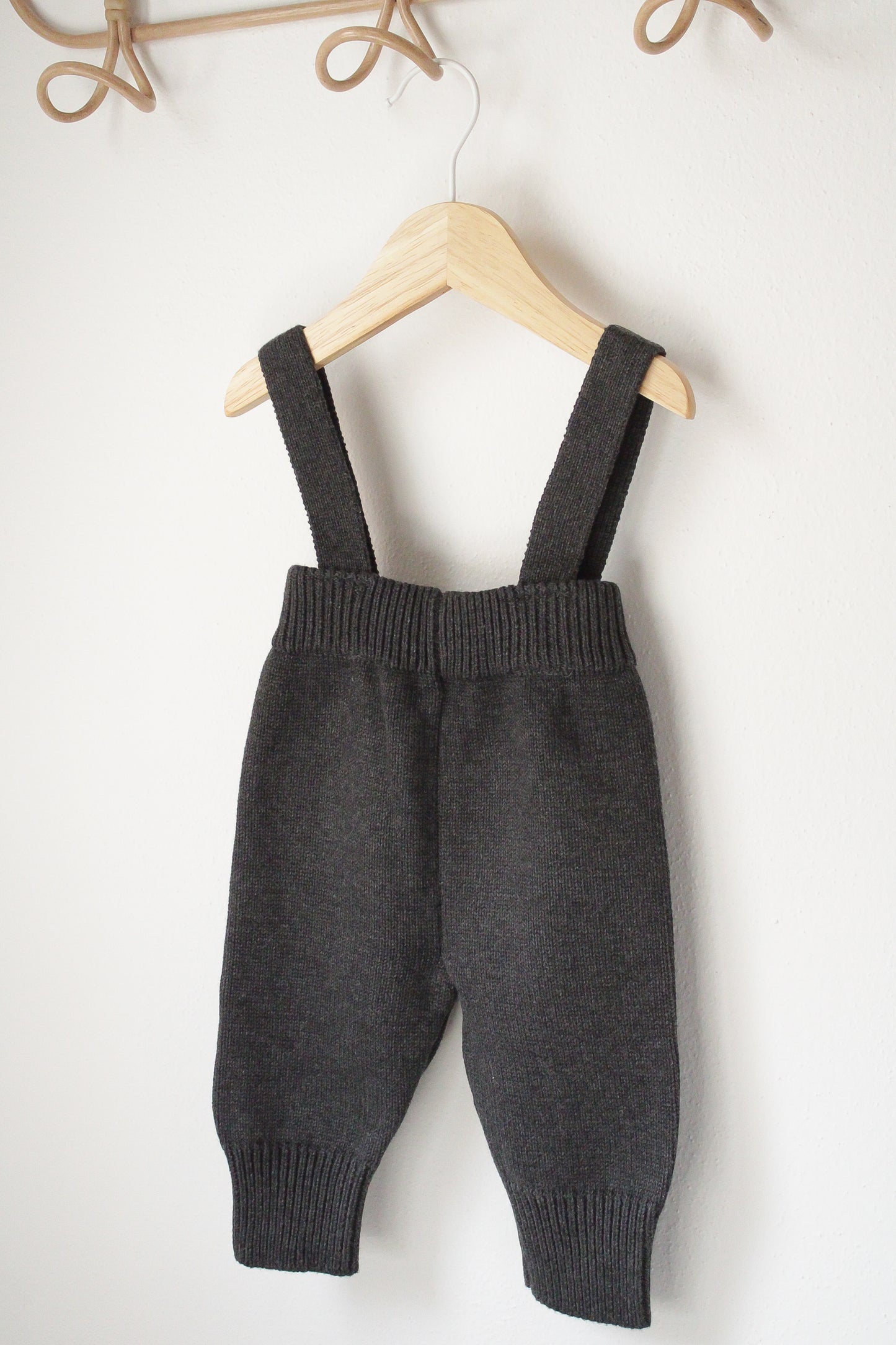 Pantalone in maglia con bretelle - Dark Grey