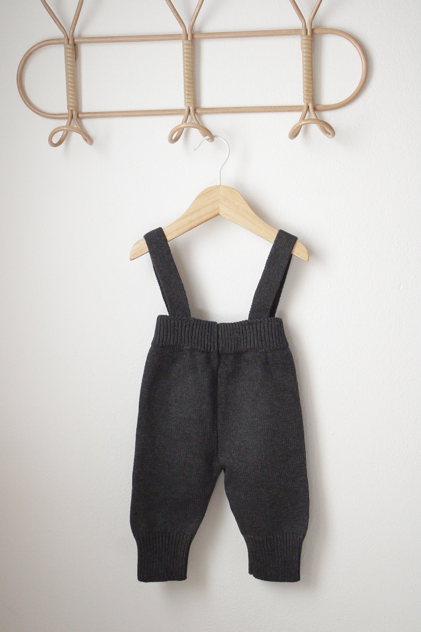 Pantalone in maglia con bretelle - Dark Grey