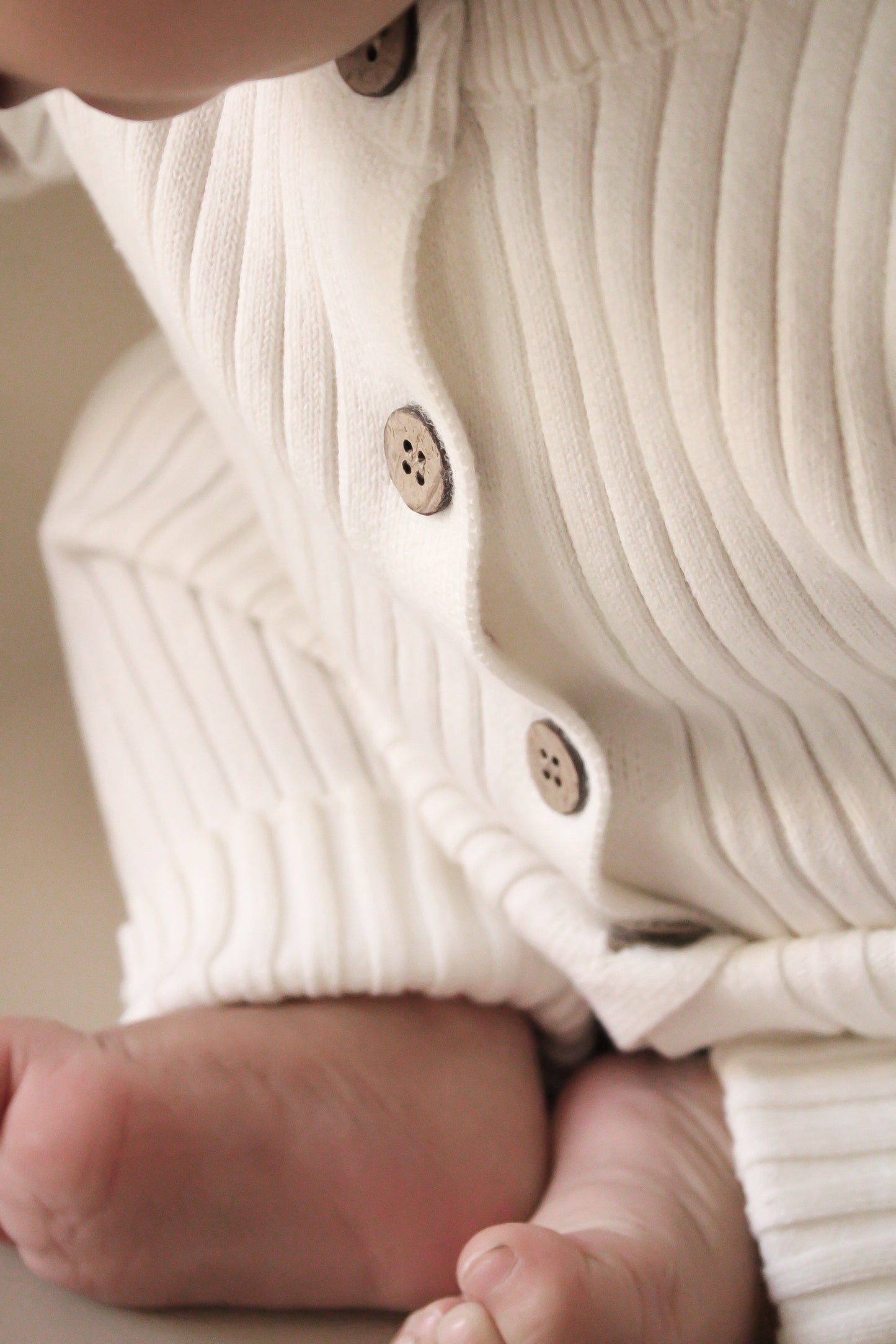 Tutina in maglia a costine - Bianco Latte