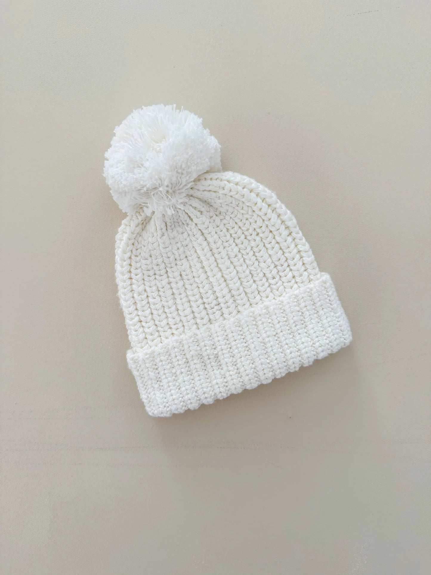 Cappellino Pompon in cotone testurizzato | Bianco
