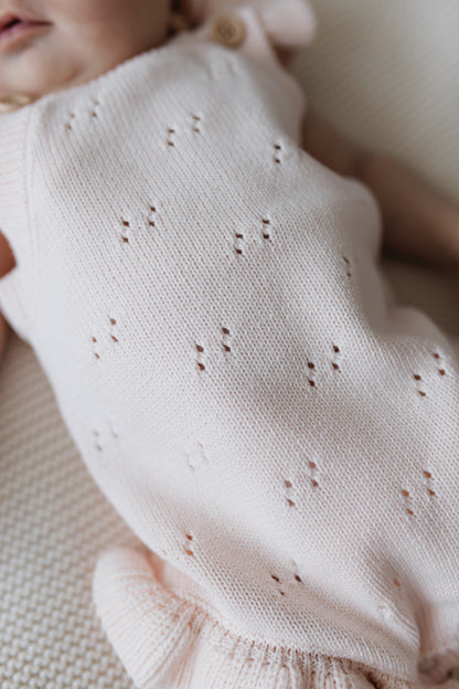 Pagliaccetto in maglia traforata con volant | Rosa