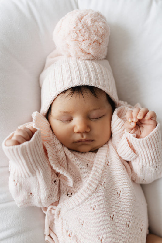 Cappellino Pompon in maglia traforata | Rosa